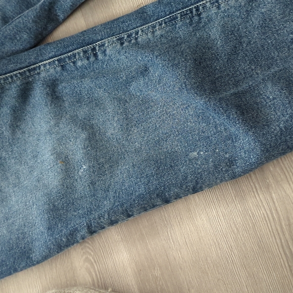 H&M slightly worn jeans size 2 Mom style - Picture 3 of 4